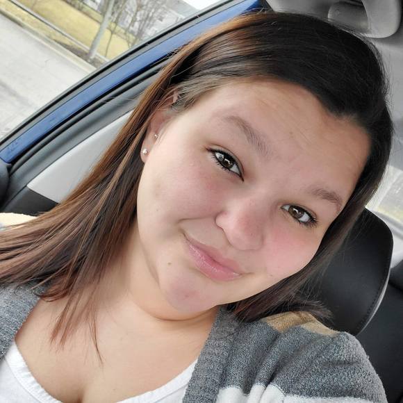 Meet your Posher, Jessica - Picture 1 of 1